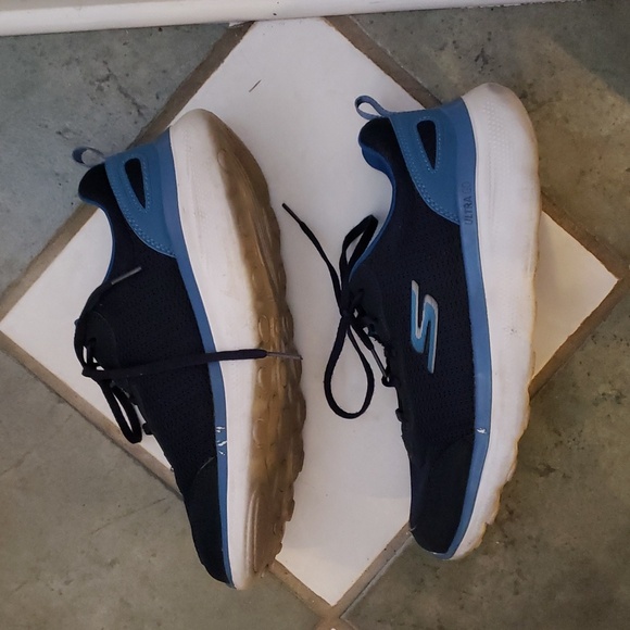 Skechers Go Run Running Walking - Picture 2 of 8